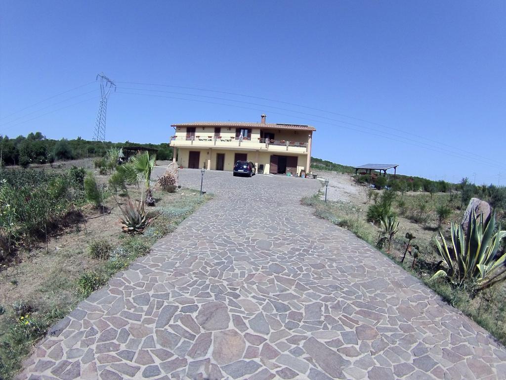 גונזה B&B Su Tintillu מראה חיצוני תמונה